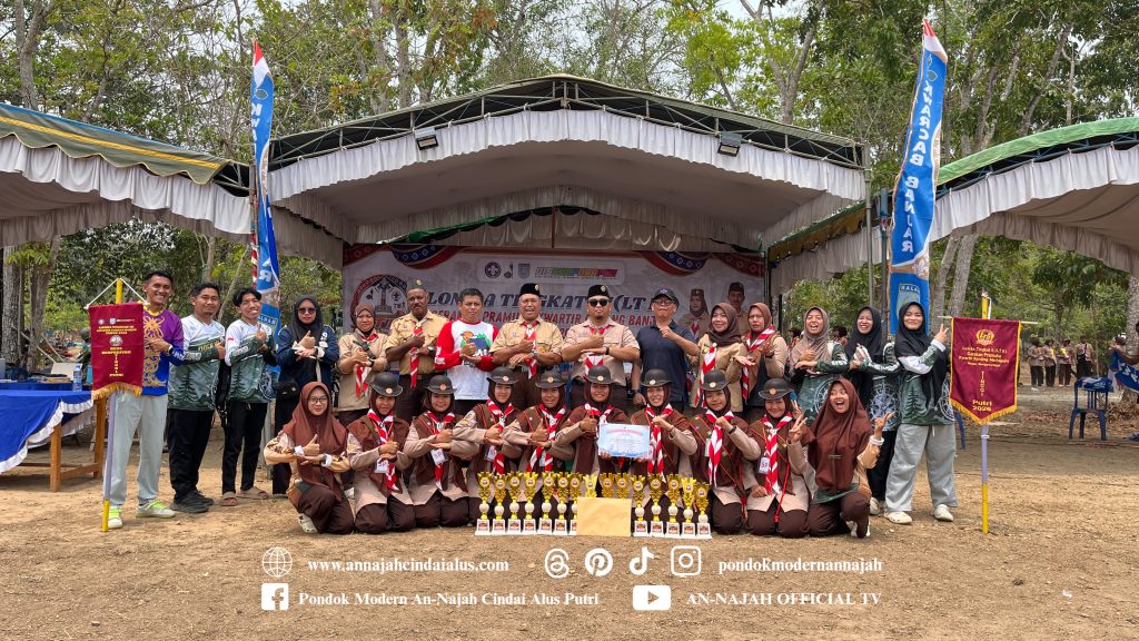 Pramuka Pondok Pesantren Modern An Najah Cindai Alus Putri Martapura Kalimantan Selatan